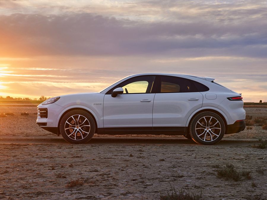 Porsche Cayenne Coupe side