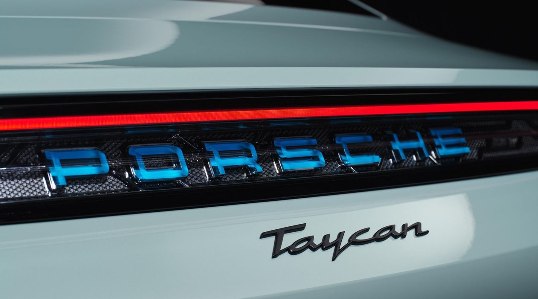 Porsche Taycan Back