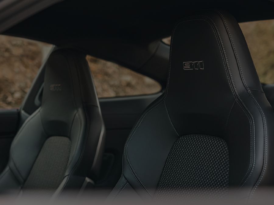Porsche 911 Carrera Coupe Interior