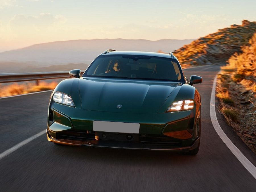 Porsche Taycan Cross Turismo