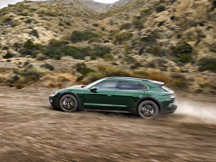 Porsche Taycan Cross Turismo