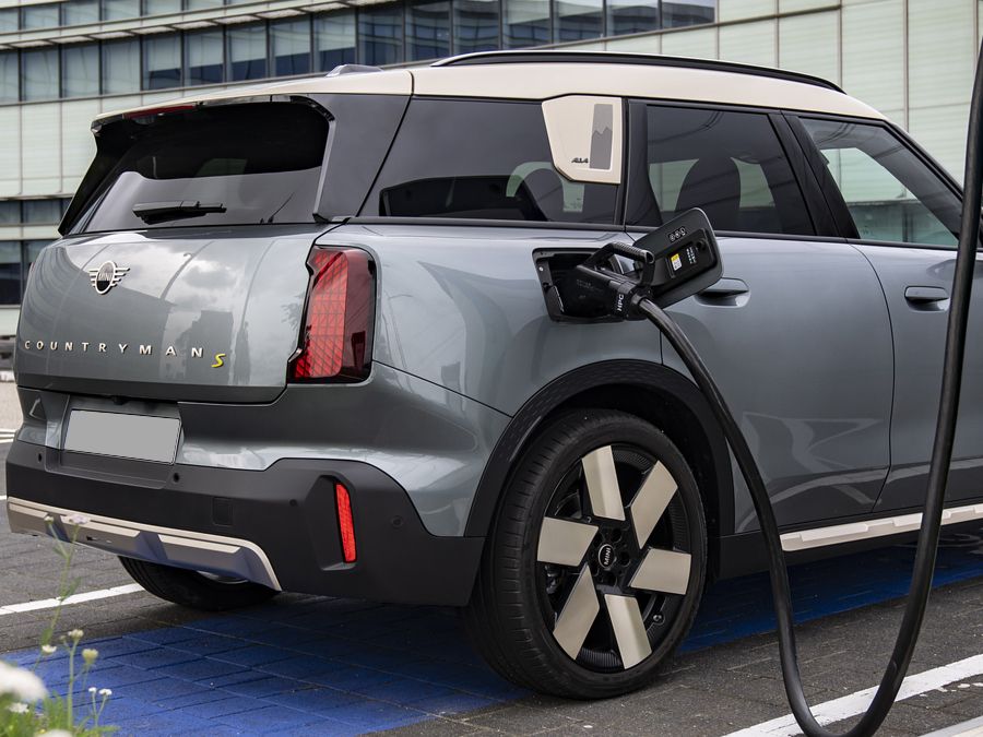 Mini Countryman Electric Charging