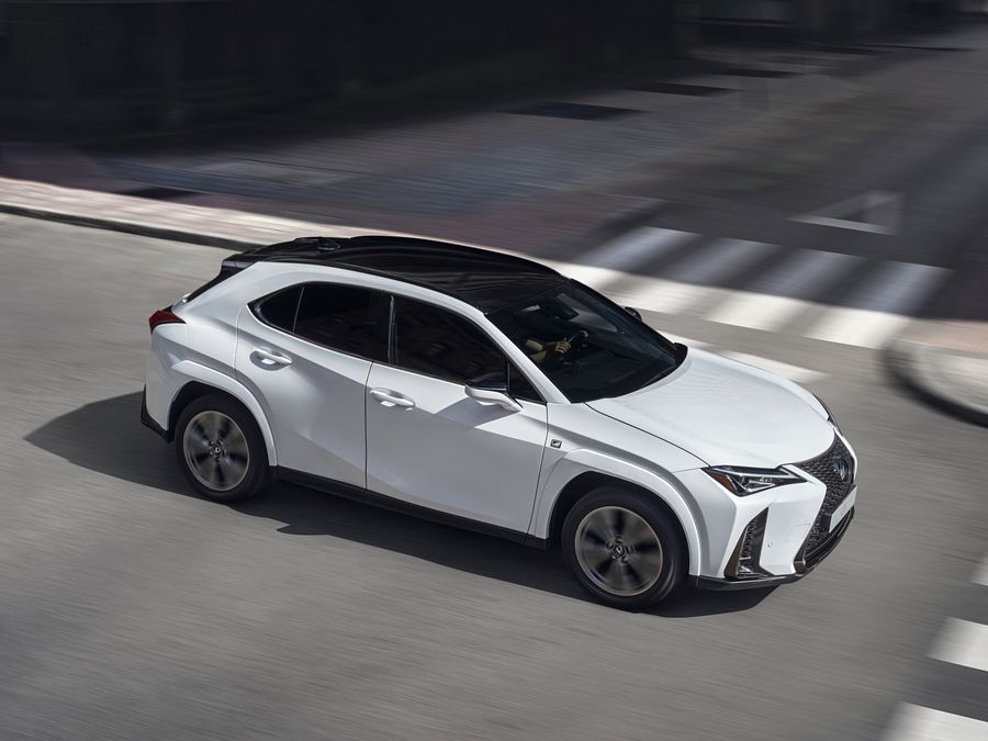 Lexus UX Front