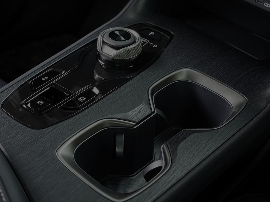 Lexus RZ interior