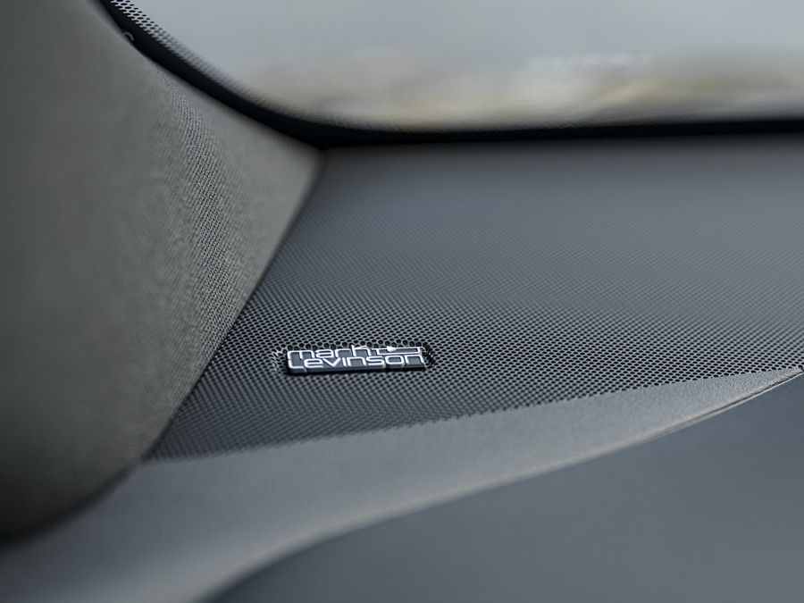 Lexus RZ interior