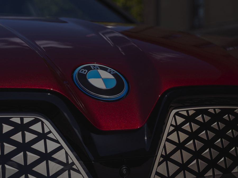 BMW iX front