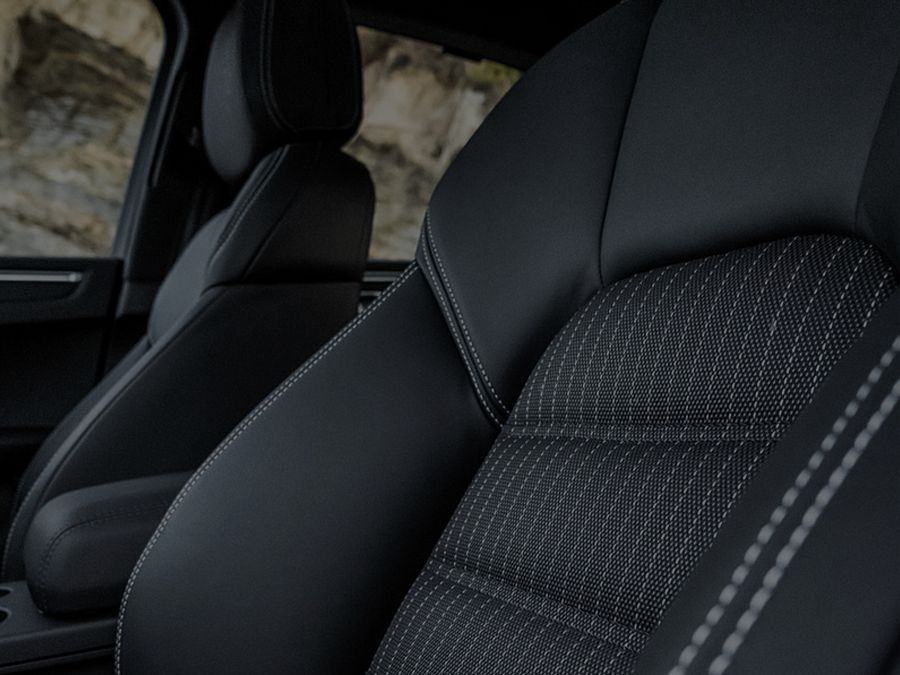 Porsche Macan Seats